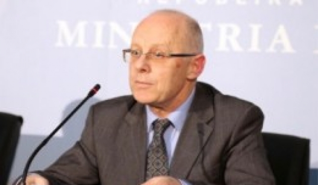 Arnavutluk Maliye Bakanı Bugün Kosova'yı Ziyaret Ediyor
