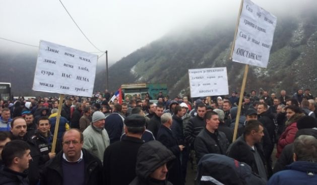 EULEX Jarinje Ablukasını Engelledi