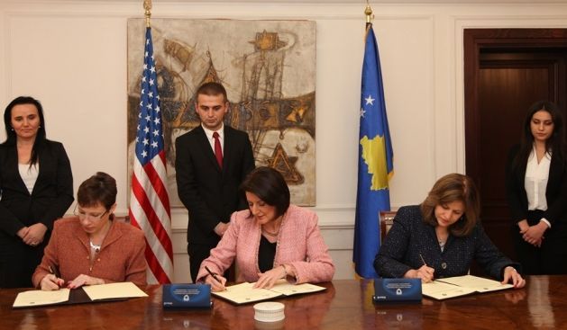 ABD'den Kosova'ya 37 Milyon Dolar Yardım