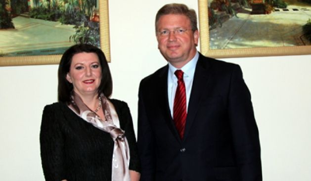 Jahjaga, Fule'yle Görüştü