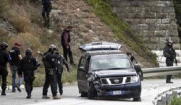 Jahjaga ve Borchardt Yaralı EULEX Mensubunu Ziyaret Ettiler