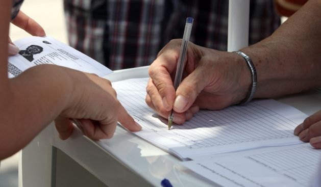 Af Yasası'na Karşı İmzalı Mektup Teslim Edildi