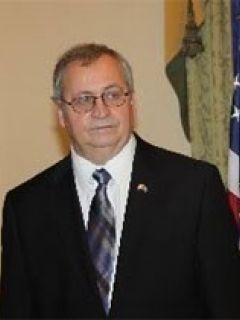 Hollanda Büyükelçimiz Avni Spahiu