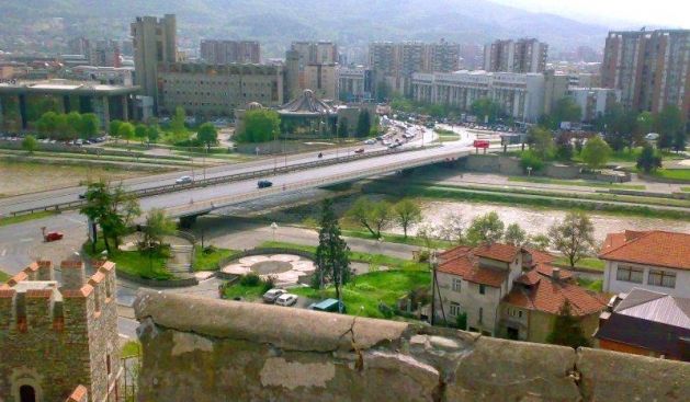 Üsküp "Müslüman Makedonların" Kosova Anayasasına Girmesini İstiyor