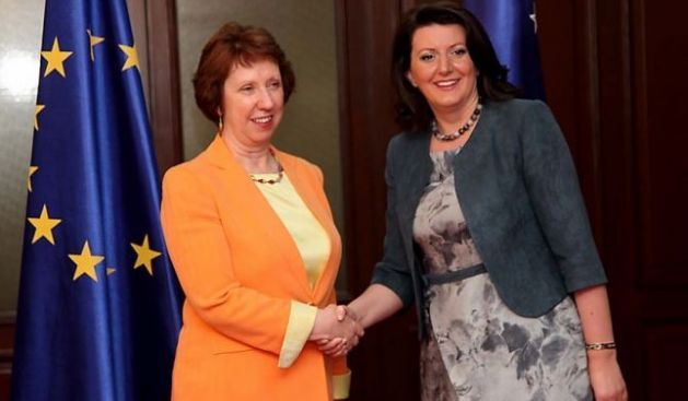 Ashton Gözlemcilerin Gönderileceğini Jahjaga'ya Bildirdi