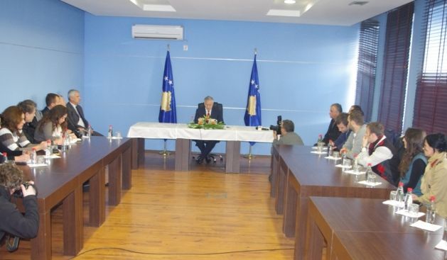 Krasniqi Meclis Çalışmalarından Övgüyle Bahsetti