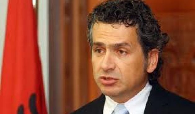 Kırmızı ve Siyah İttifak Birleşme Referandumunu Duyurdu