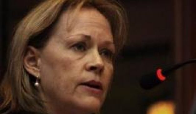 Warlick: Sırbistan Yerel Seçimleri Kosova'da Yapmamalı