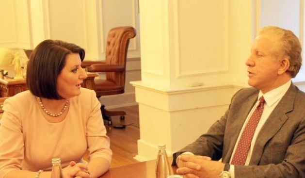 Jahjaga'yı Pacolli'nin Akıbeti Bekliyor?