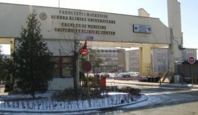 Priştine Klinikler Merkezi'nde  İlaçlar Yanısıra  Çarşaflar da Yok