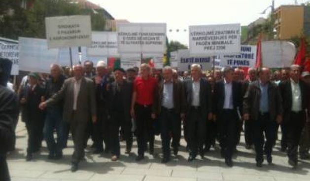 Sendika Protestosuna Az Katılım
