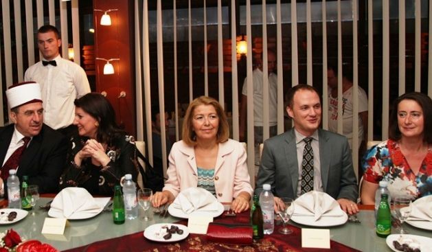 Jahjaga İftar Verdi