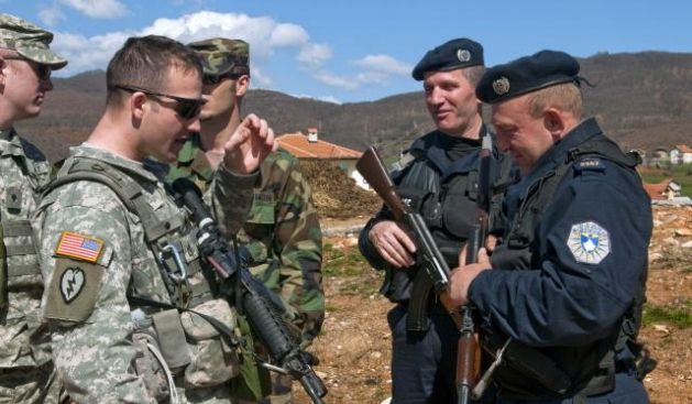 Amerikan Askerleri Anlaşmanın Eşuygulayıcıları