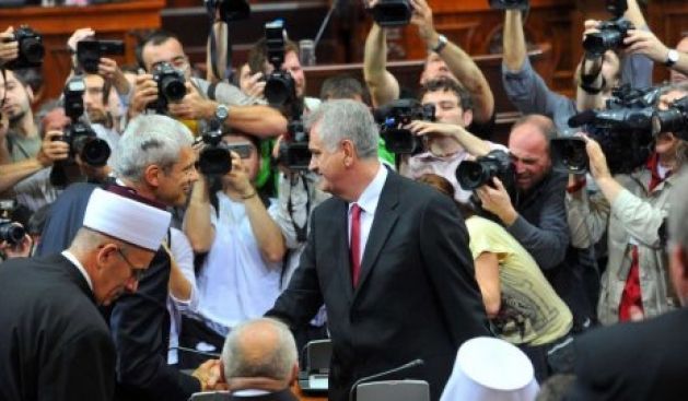 Nikoliç  Yemin Etti