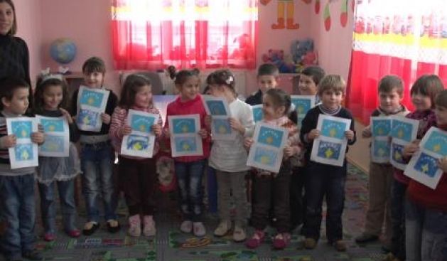 Kosova Bayrağına Sırbistan'dan Ödül