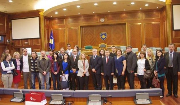 Krasniqi, Türkiye'den Şehit Çocuklarını Kabul Etti