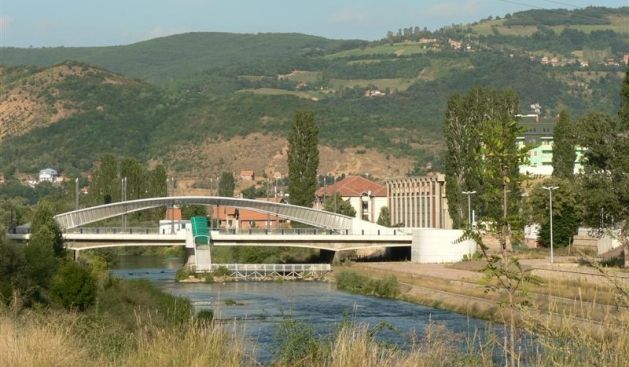 Kuzeyde Üç Araç Kundaklandı