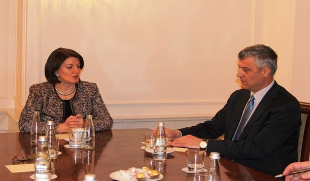 Jahjaga Diyalog Sürecini Destekliyor
