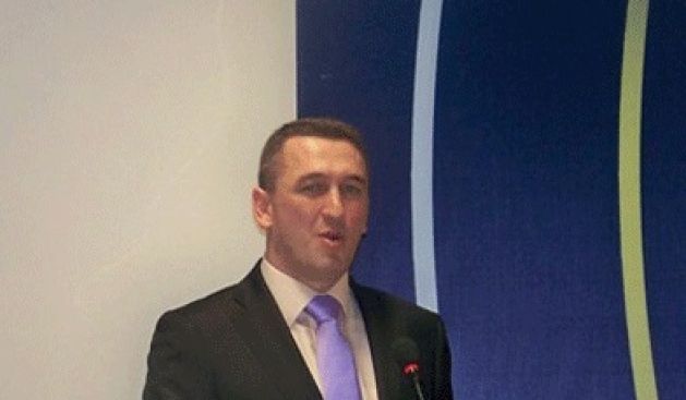 Bakan Raşiç Yeni Bir Milletvekili Grubu Kurdu