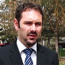 Tomiç'in İstifası Kabul Edildi, Jevtiç Seçildi