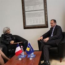 Hoxhaj, Fransa Desteğinin Devamını Talep Ediyor