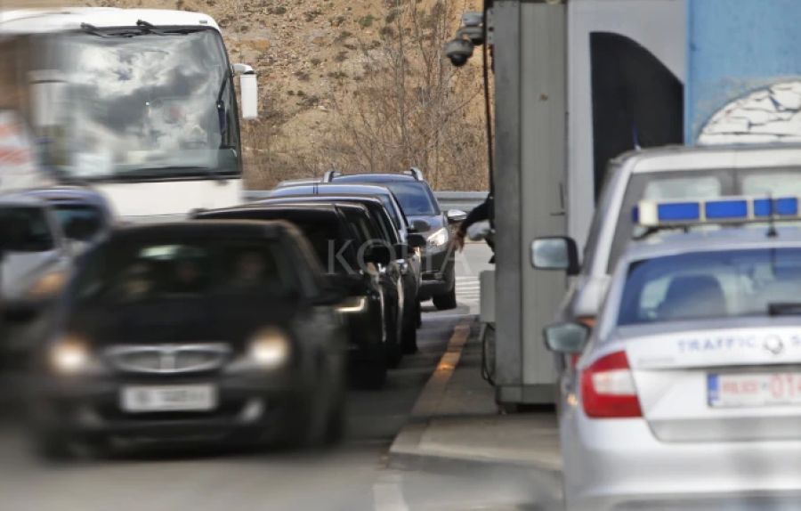 Kışkırtıcı İçerikli Materyaller Taşıyan Sırp Kosova’ya Sokulmadı 