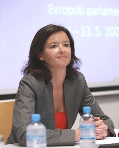 "Kosova Vatandaşları Siyah Bir Çukurda Bırakılamaz"