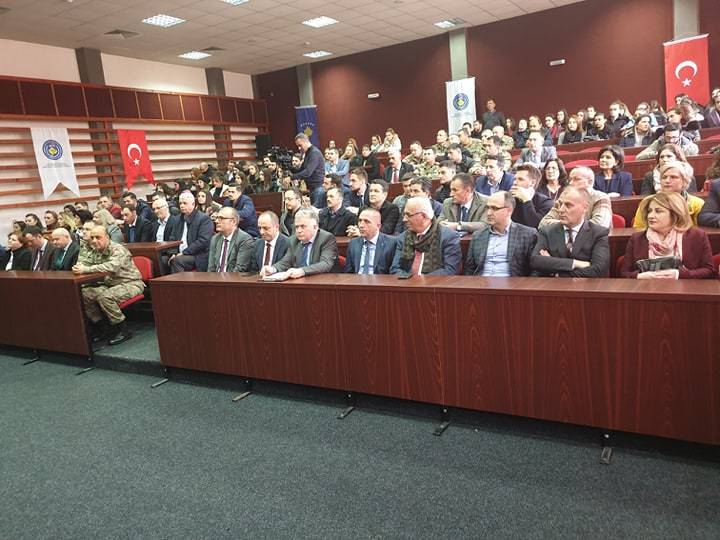 Türk Askerinden Prizren Üniversitesi’ne İki Önemli Proje