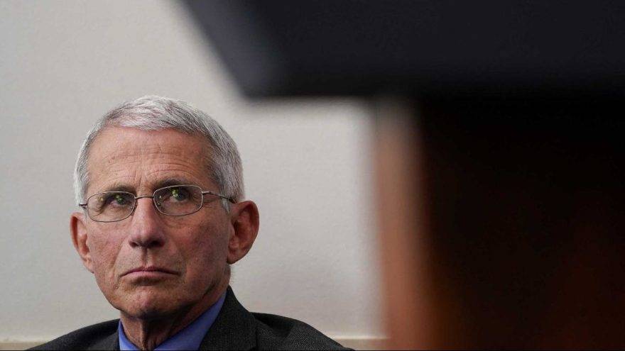 Dr. Fauci: İlk aşı yıl sonunda