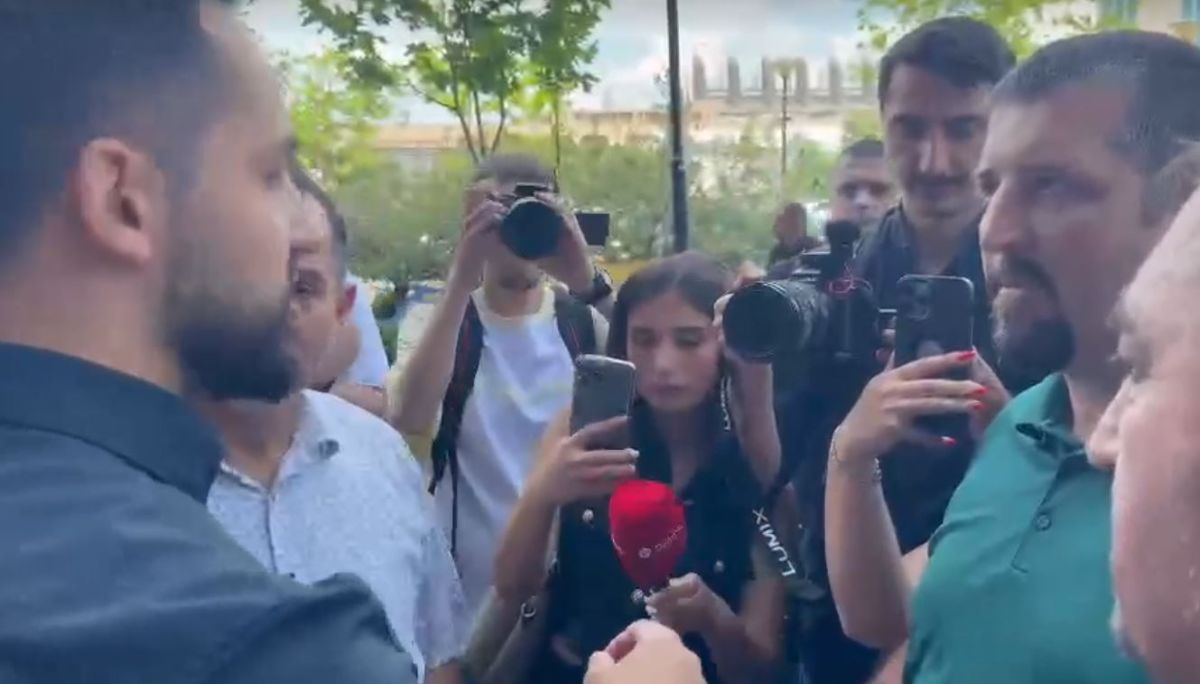 Protesto Sonrası Bakan Muja'dan Çağrı