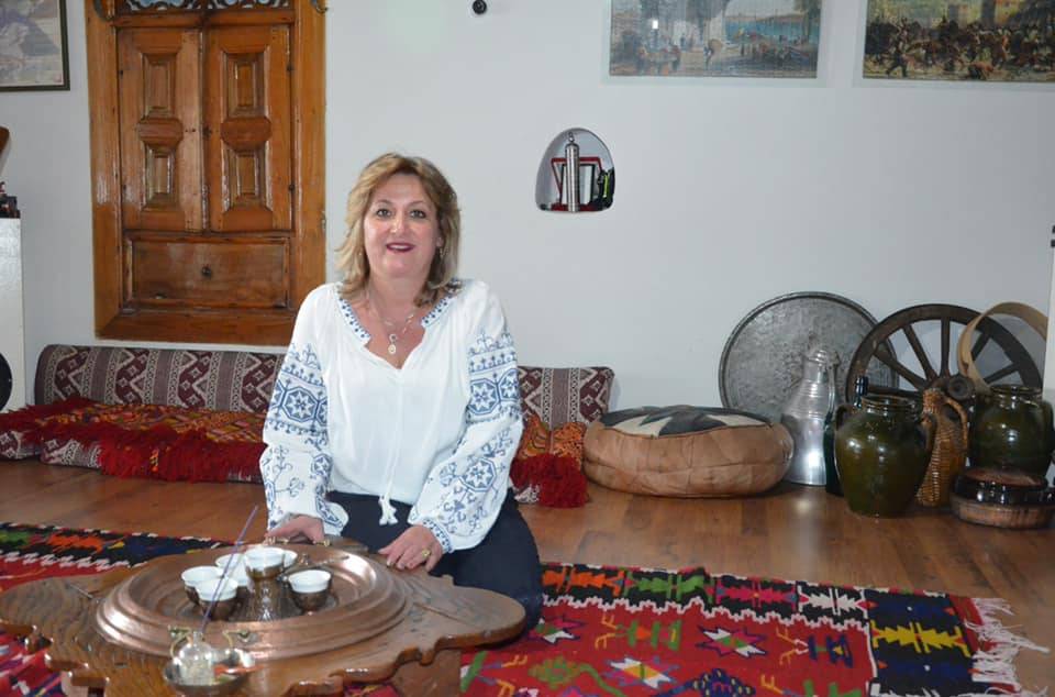 Ailemiz ve Sevdiklerimizle Beraber, Nice Mutlu Bayramlara