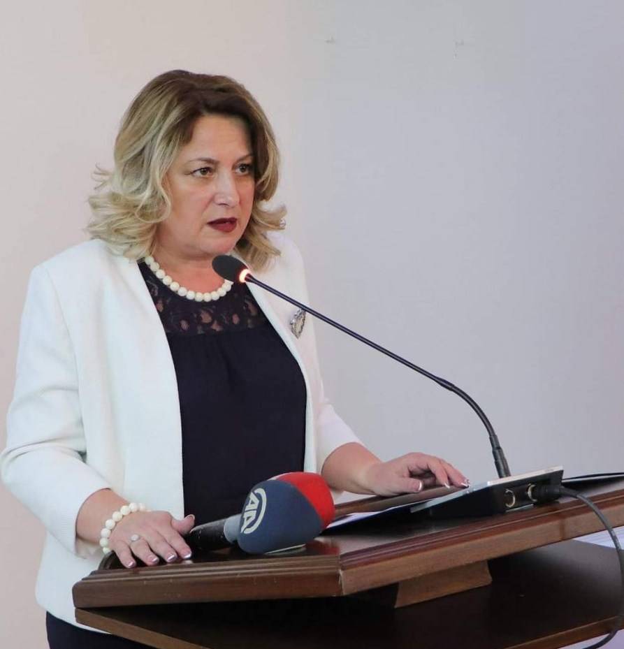 Milletvekili Jılta’dan Buruk Bir Yeni Yıl Kutlaması