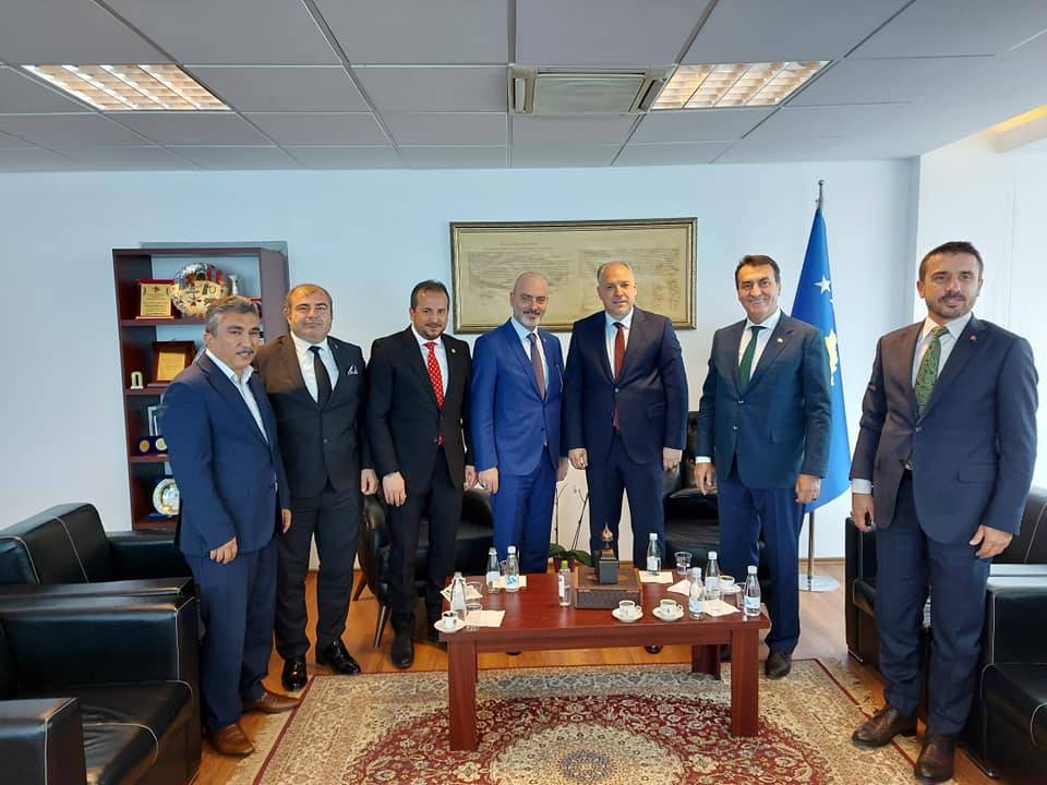 İki Ülke Arasında Dostluk İlişkileri İstişare Edildi