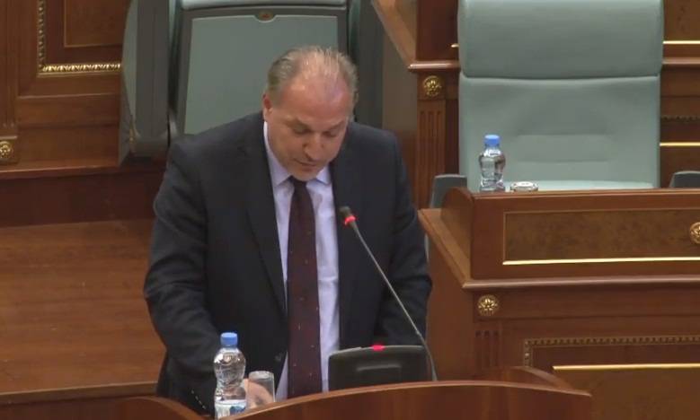 Kosova Liderleri Kriz Yönetiminde Yetersiz Kaldı