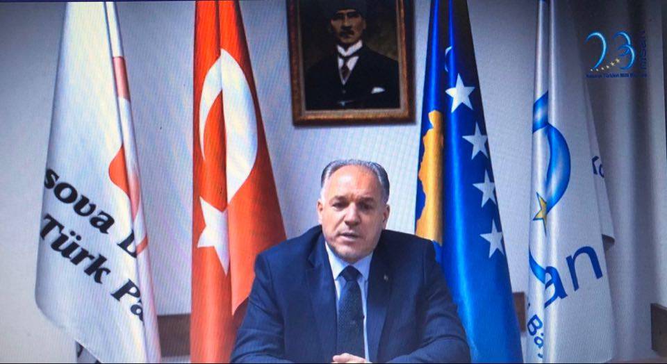 Türkçe Kimliklere Sahip Olanlara Hem Kosova Hem de Türkiye'de Ayrıcalıklar Tanınacak