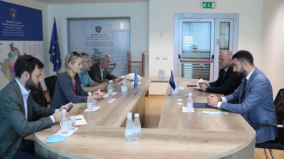 AP Kosova Rapotörü, Kosova’da Toplulukların Durumu İle İlgili Bilgi Aldı