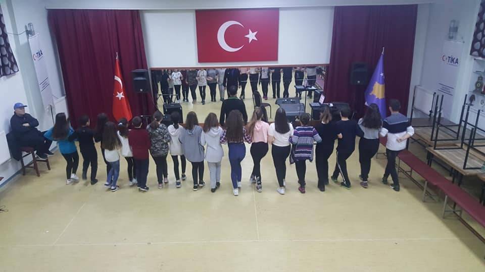 “Gerçek” Derneğinde El Sanatları Kursları ve Folklor  Etkinlikleri Başladı