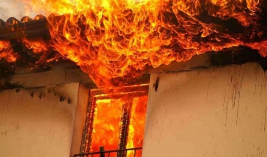 Gaz Tüpü Patladı, Evde Yangın Çıktı
