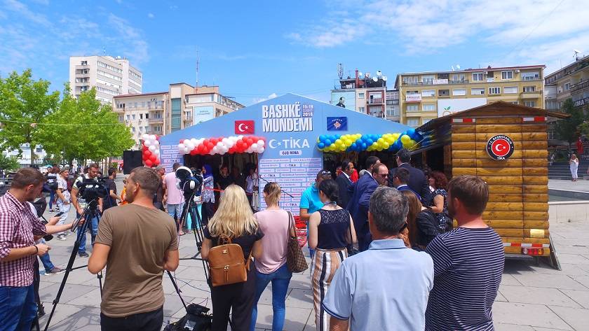 TİKA Desteğiyle Priştine’de Yöresel El İşleri Fuarı Açıldı