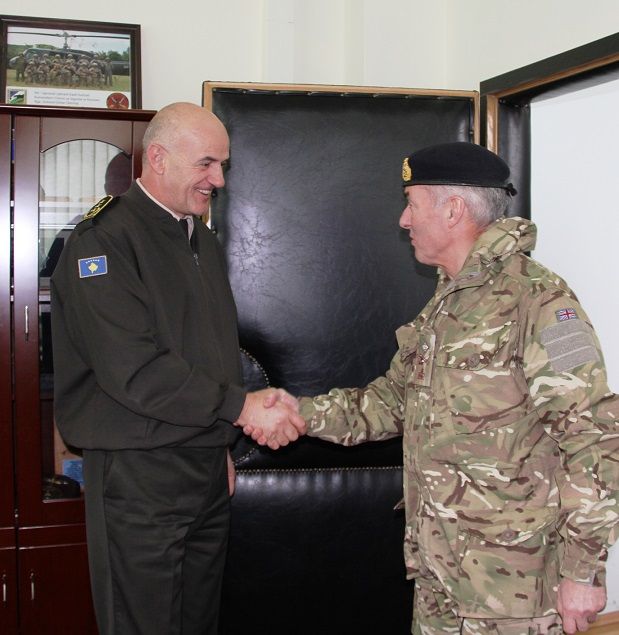 General Kastrati İngiltere Generali Jeremy'yi Kabul Etti