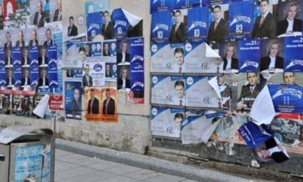 Başkent, Kampanya Daha Başlamadan  Siyasi Partiler Posterlerine Büründü