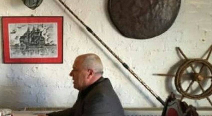 Cumhurbaşkanı Thaçi’nin Abisi Gani Thaçi  Fiziki  Kavgaya Karıştı