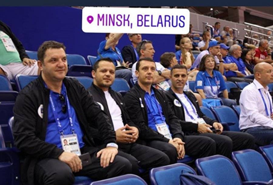 Cümbür Cemaat “Resmi Seyahat”-e