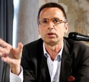 Fernando Gentilini Pieter Feith'in Halefi