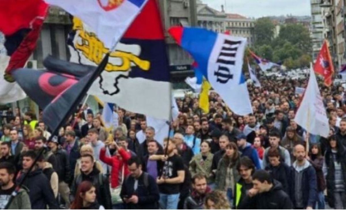 Kosova Ziyaret Eden Sırbistanlı Öğrenciler: Bize Yalan Söylemişler, Sırplar Baskı Altında Değil