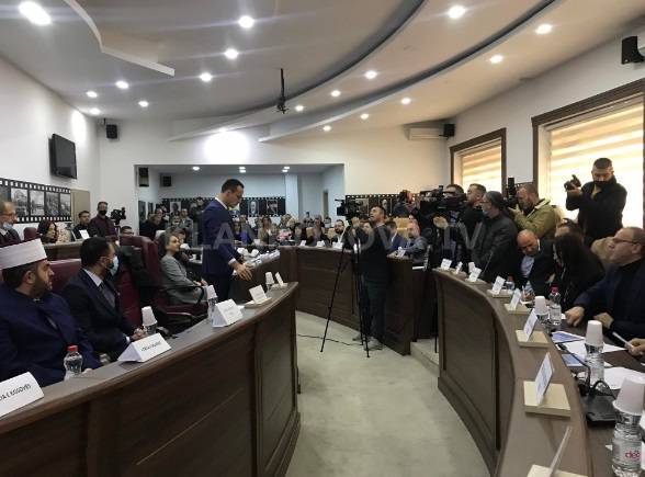 Haziri, Gilan Başkanı Görevini Hyseni’ye Devretti