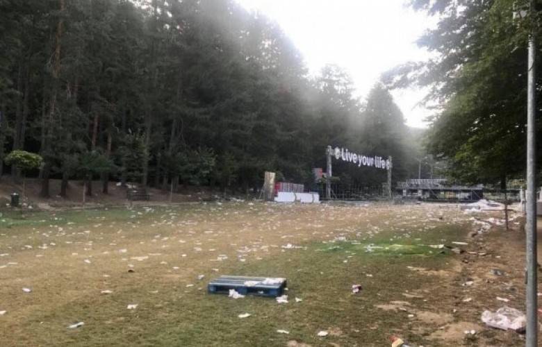 “Sunny Hill” Festivalinin Bıraktığı Çöpler Hala Temizlenmedi