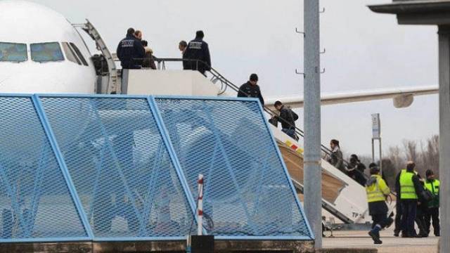 Almanya'dan  69 Kosovalı Daha Sınır Dışı Edildi