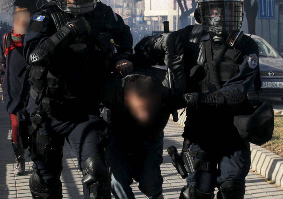 Altı Rus ve Beş Sırp İçin 48 Saatlik Gözaltı