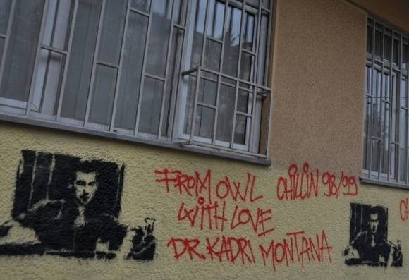Kadri Veseli'ye Karşı Grafitler Çizildi